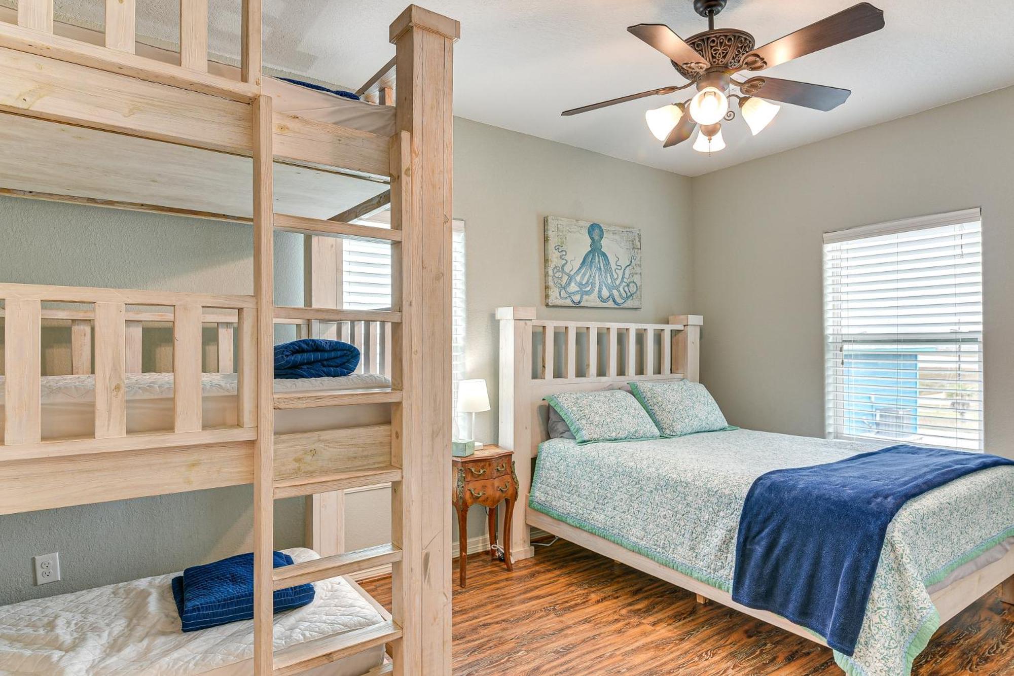 Large Group Gulf Retreat, Steps To Surfside Beach! 외부 사진